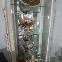 ظروف داخل گنجه