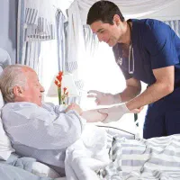 شرکت خدمات نظافتی  و پرستاری همیار