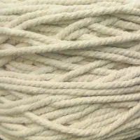 نخ مکرومه کیلویی 6 کیلو و 600 گرم  900 متر