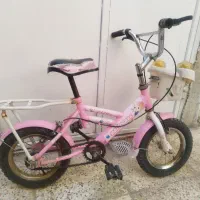 دوچرخه.