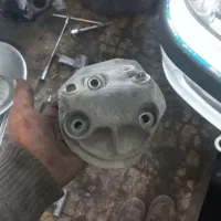 مکانیک باطری سازی جلو بندی. سیار و در مغاره دولتی