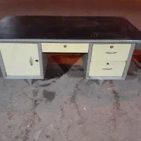 میز اداری فلزی