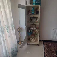 بوفه شیری پنج طبقه شیشه ای