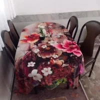 میز و صندلی تمیز وسالم