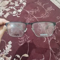 عینک طبی فروشی