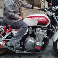 cb 1300|موتورسیکلت|تهران, جنتآباد شمالی|دیوار
