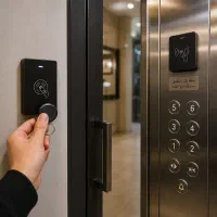 نصب سیستم کنترل تردد با تگ برای درب و آسانسور