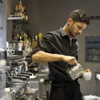 آموزش صفر تا صد باریستا با مدرک فنی