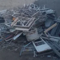 خریدارضایعات آهن وفلزات رنگی مس برنج آلمینیوم و...