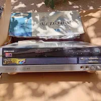 یک دستگاه cd نو