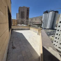 نگین غرب 100متر بعلاوه 20متر تراس 2خواب