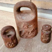 سنگ ترازو قدیمی