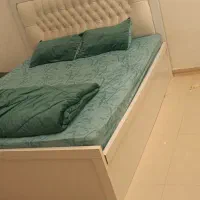 تخت دونفره باتشک ۱۸۰سانتی