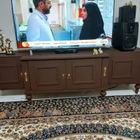 میز تلویزیون و آینه کنسول