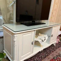 میز تلویزیون سالم و جاکفشی بزرگ