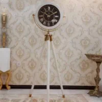 ساعت ایستاده