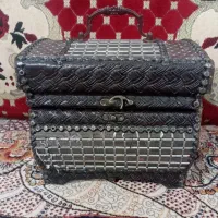 جعبه جواهرات  ولوازم آرایشی
