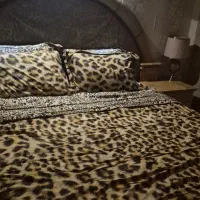 تخت خواب از جنس چوب راش