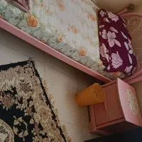 تخت یکنفره فلزی