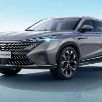 بهترین پلاگین هیبرید ایران roewe erx5