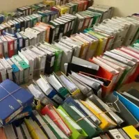 خریدار کتاب کاغذ برگه جزوه خرده ریز