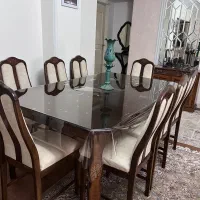 میز‌ ناهارخوری ۸ نفره