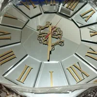 ساعت دیواری