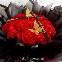 گل مصنوعی با رنگ دلخواه شما