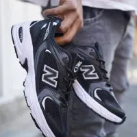 فروش عمده کفش کتونی با قیمت کارخانه