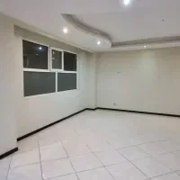 ۱۱۰متر / روبه خیابون / تمیز / نقاشی شده/ تخلیه