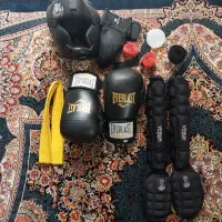 ست بوکس و کیک بوکس