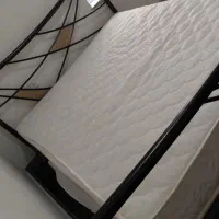 تخت دونفره فلزی