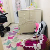 سرویس تخت خواب و سیسمونی کودک