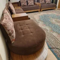 مبل 9 نفره ال با نه عدد کوسن و میز بار