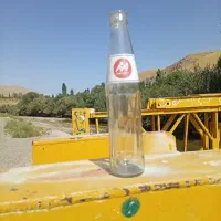 نوشابه خالی زم زن