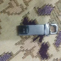 فلش 128در حد نو به فروش میرسد