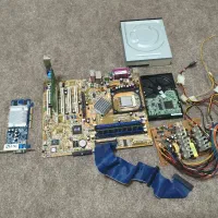 قطعات کیس کامپیوتر