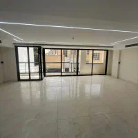 آپارتمان ۱۵۵متری /سه خواب /نوساز /باغ دریاچه