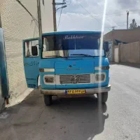 دارای مینی بوس بنز ۶۵ جهت سرویس دهی کارخانه وشرکت
