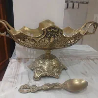 تعدادی وسایل برنز اصل با کیفیت هستند