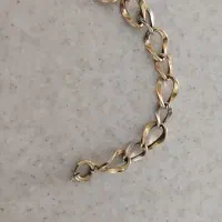 دستبند طلا به قیمت تابلو
