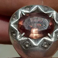 انگشتر ۳عدد و  نگین حراج کردم