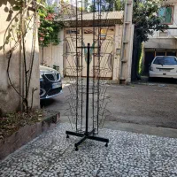 استند ایستاده کتاب داستان