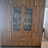 ویترین و کتابخانه