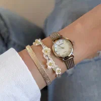 بنگل شکوفه‌ی بهاری