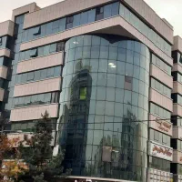 فقط مناسب وکلا وپزشکان
