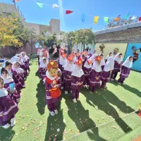 ثبت نام دبستان افتخار (اولین مدرسه کیفی و مهارتی)