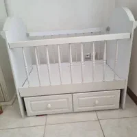 تخت گهواره شو در حد نو