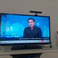 تلویزیون ۴۲ اینچ سامسونگ با میز تلویزیون