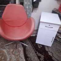 صندلی. ترولی . اینه